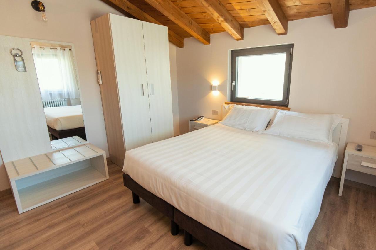 Er Mirin - Il Mulino Di Carcare Hotel Phòng bức ảnh